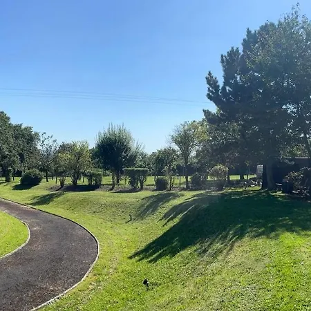 Lywoigne Holiday home *